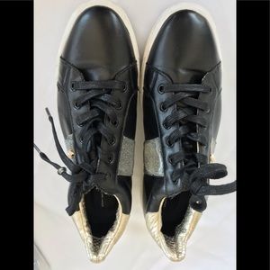 Steve Madden Black And Grey Sneakers Size 10